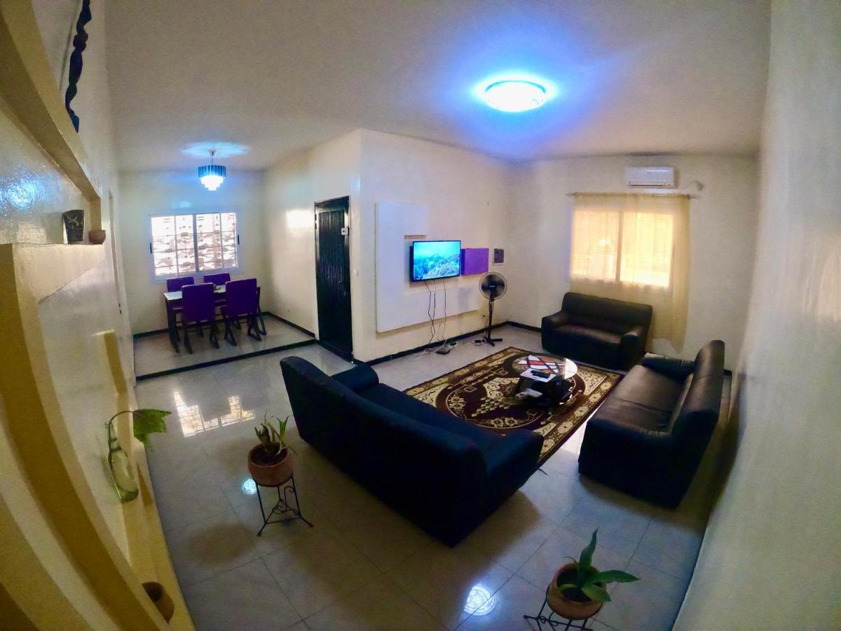 Ker Adja Apartment Ziguinchor Exterior photo